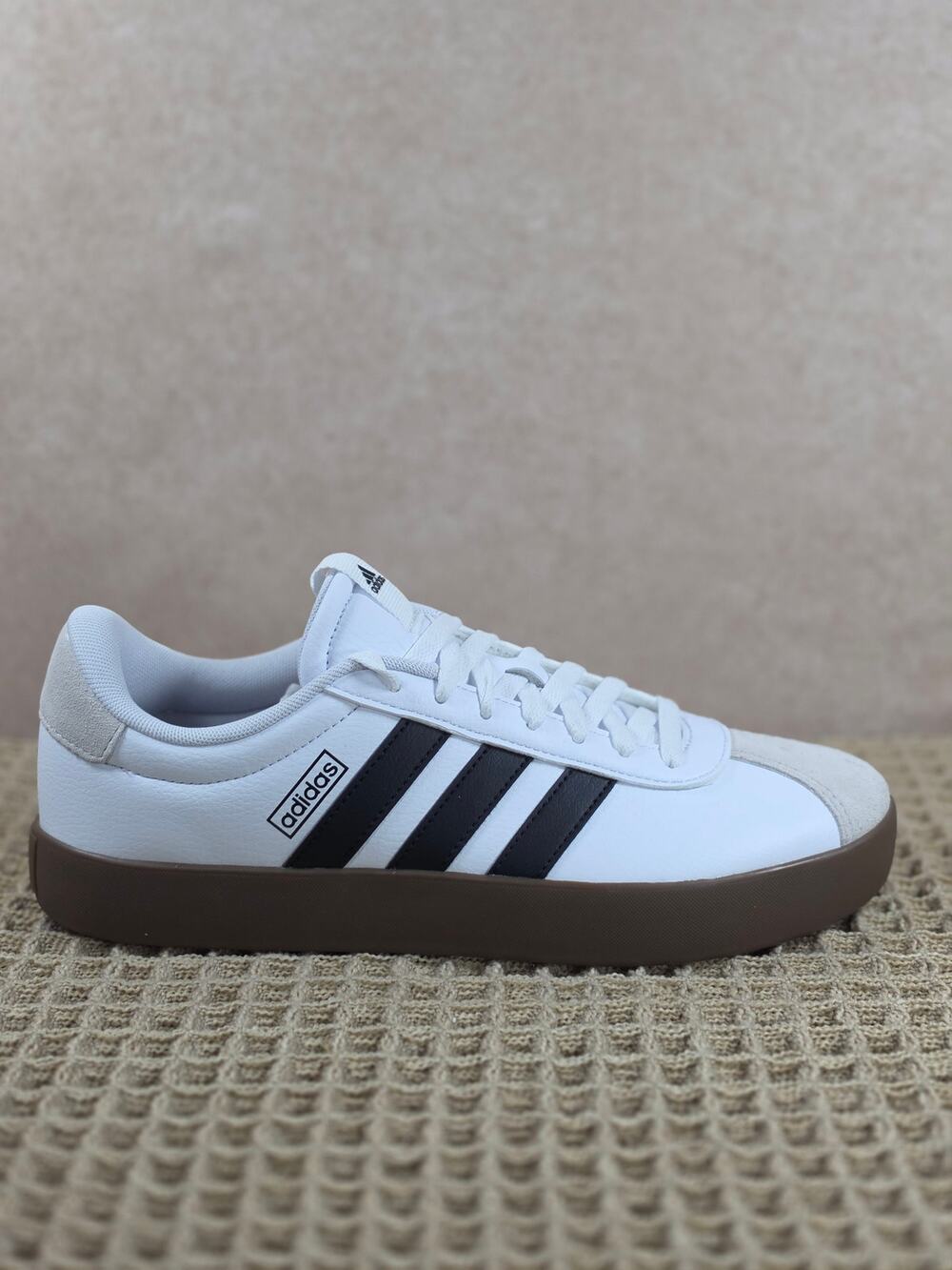 Adidas VL Court 3.0 Men’s 8 White Black Gum – Brand New